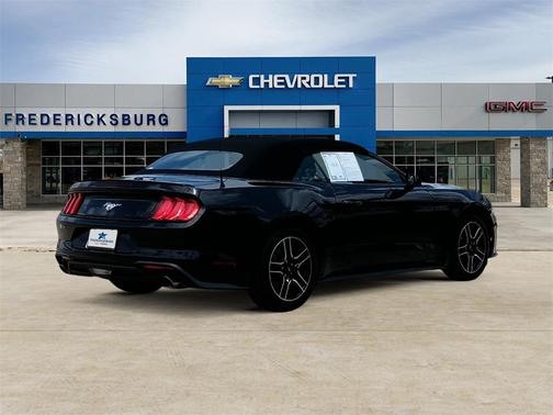2022 Ford Mustang EcoBoost Premium