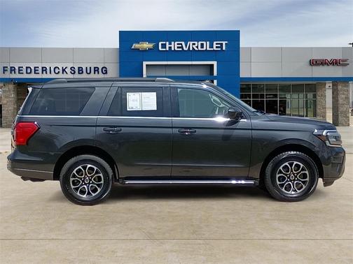 2022 Ford Expedition XLT