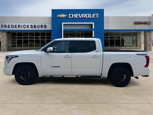 2023 Toyota Tundra SR5