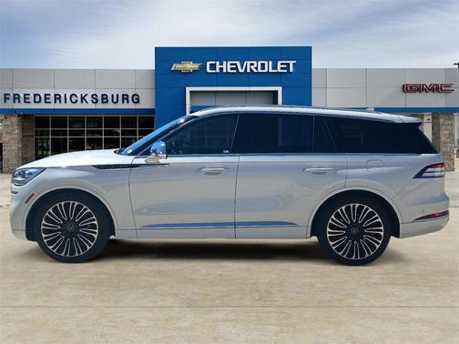 2022 Lincoln Aviator Black Label AWD