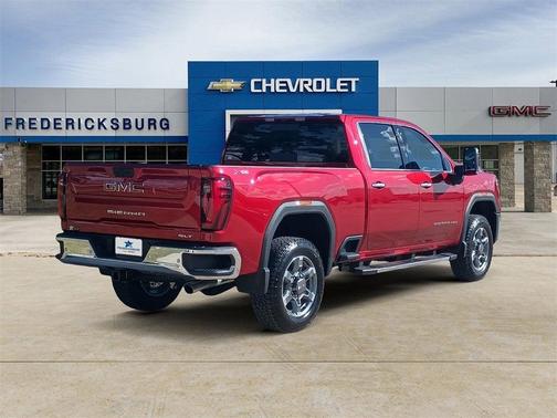 2025 GMC Sierra 2500 SLT