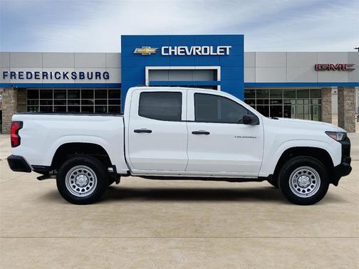 2025 Chevrolet Colorado WT
