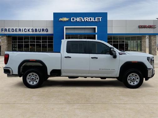 2025 GMC Sierra 3500 Pro