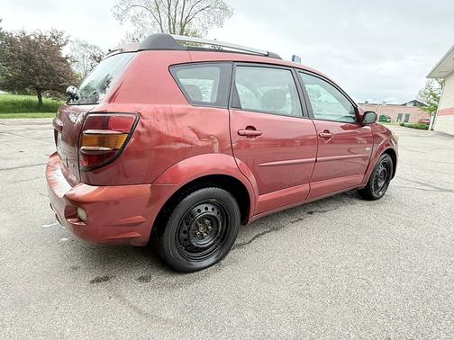 2005 Pontiac Vibe Base