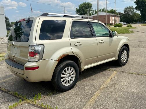 2010 Mercury Mariner Premier