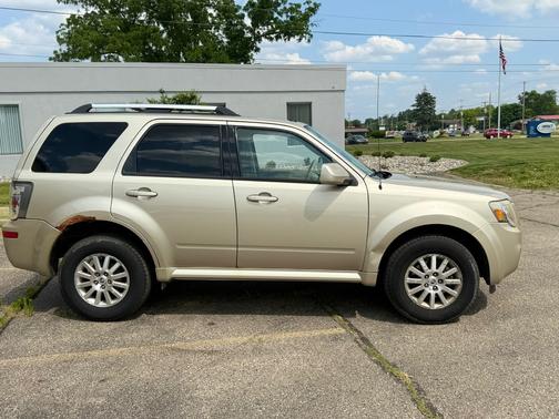 2010 Mercury Mariner Premier