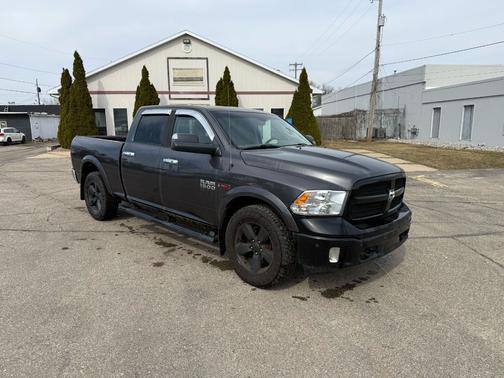 2016 RAM 1500 SLT