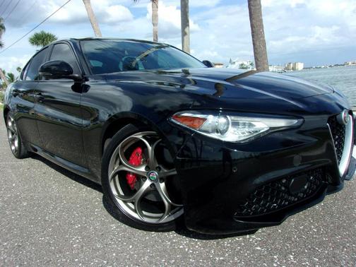 2017 Alfa Romeo Giulia Ti