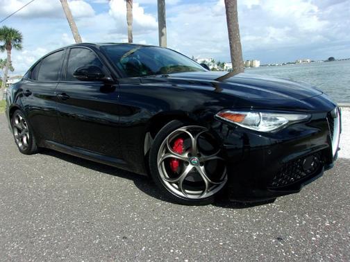 2017 Alfa Romeo Giulia Ti