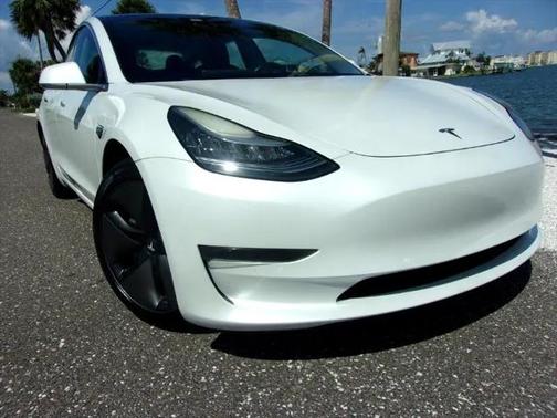 2020 Tesla Model 3 Long Range