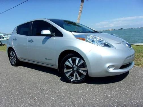2015 Nissan Leaf SL
