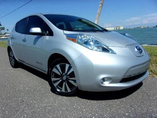 2015 Nissan Leaf SL