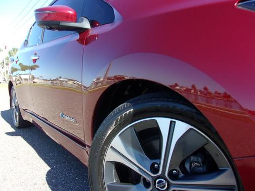 2018 Nissan Leaf SL