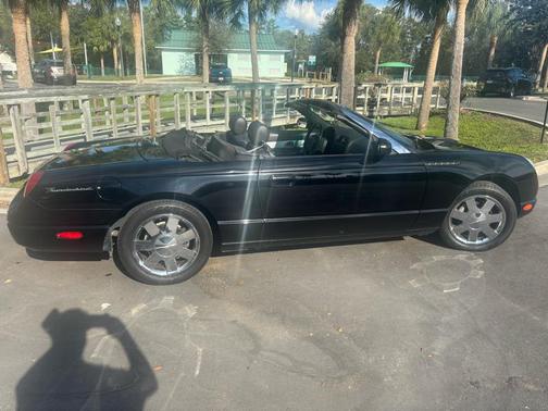 2002 Ford Thunderbird Premium