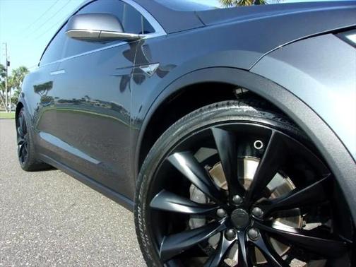 2016 Tesla Model X 90D