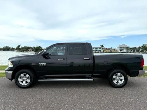 2018 RAM 1500 SLT