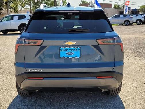 Lakeshore Blue 2025 Chevrolet Equinox LT