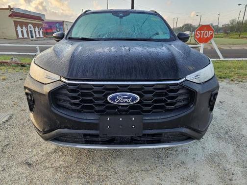 AGATE BLACK METALLIC 2025 Ford Escape ST-LINE