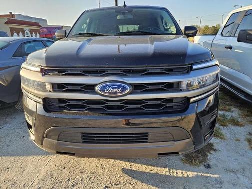AGATE BLACK METALLIC 2024 Ford Expedition XLT