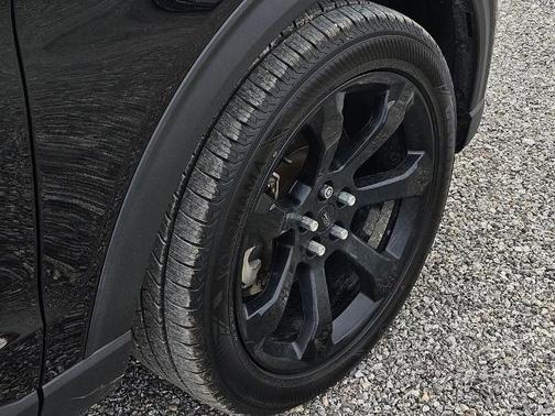 AGATE BLACK METALLIC 2024 Ford Explorer ST-LINE