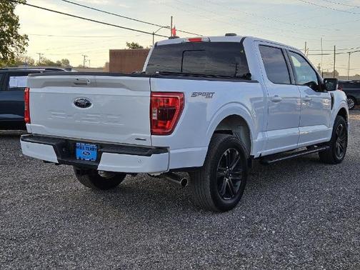 OXFORD WHITE 2022 Ford F-150 XLT