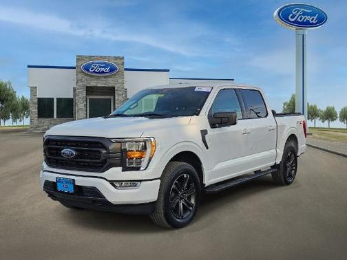 OXFORD WHITE 2022 Ford F-150 XLT