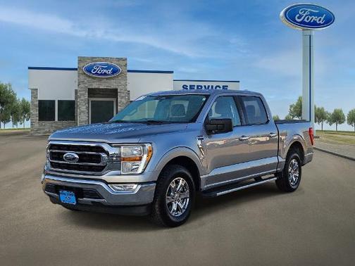 ICONIC SILVER METALLIC 2022 Ford F-150 XLT