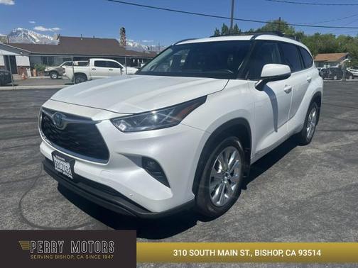 Wind Chill Pearl 2022 Toyota Highlander Hybrid Limited