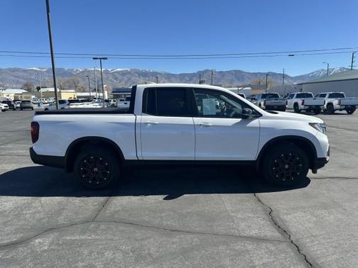 2023 Honda Ridgeline Black