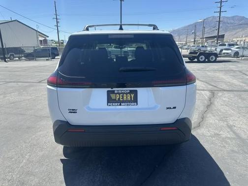 Wind Chill Pearl 2026 Toyota RAV4 XLE Premium