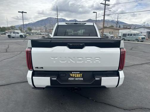 Wind Chill Pearl 2026 Toyota Tundra Platinum