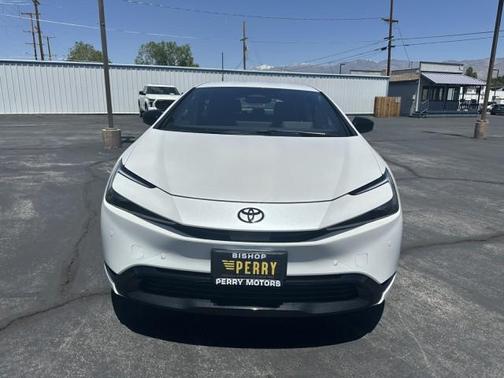2025 Toyota Prius L