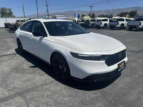 Platinum White Pearl 2026 Honda Accord Hybrid Sport-L