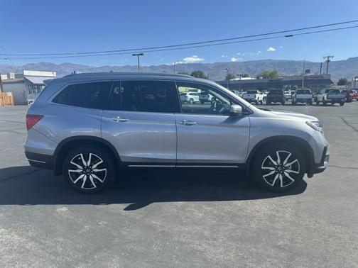 2020 Honda Pilot AWD Elite