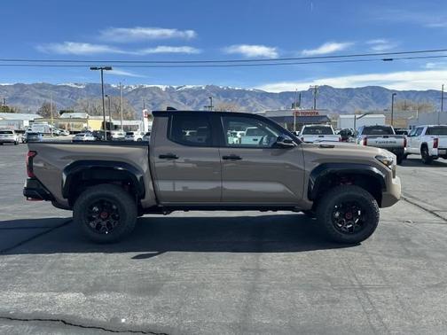 2025 Toyota Tacoma Hybrid TRD Pro