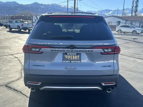 2026 Toyota Grand Highlander Hybrid Limited MAX