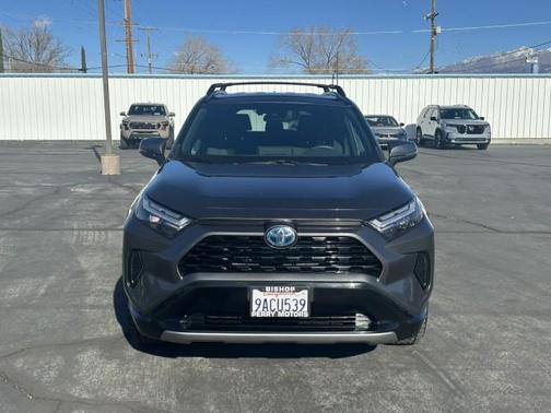 2022 Toyota RAV4 Hybrid SE