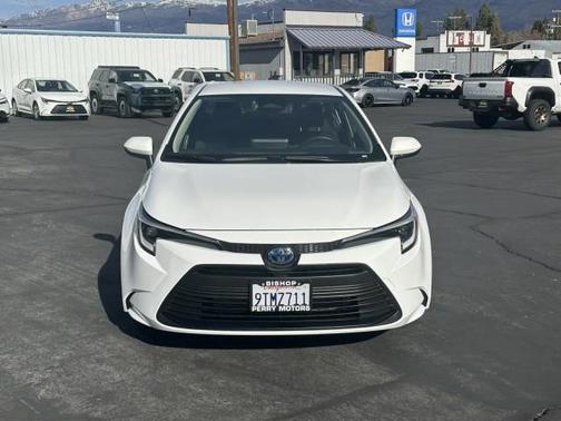 2025 Toyota Corolla Hybrid LE