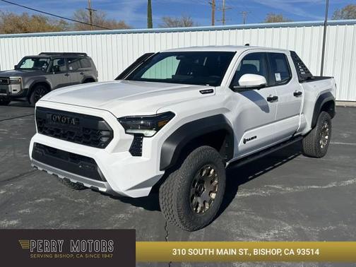 2025 Toyota Tacoma Hybrid Trailhunter