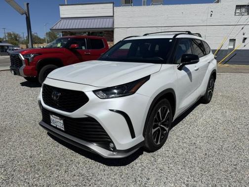 2022 Toyota Highlander XSE