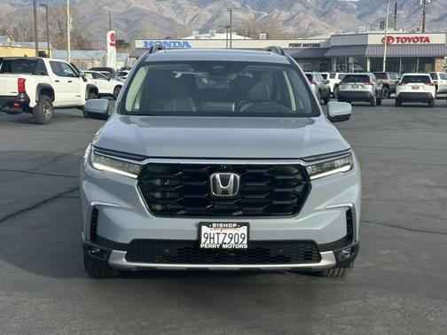 2023 Honda Pilot AWD Elite