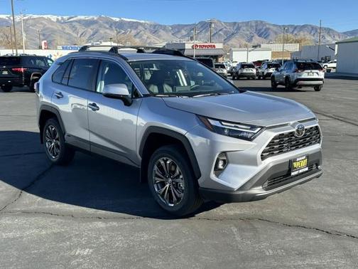 2025 Toyota RAV4 Hybrid XLE Premium