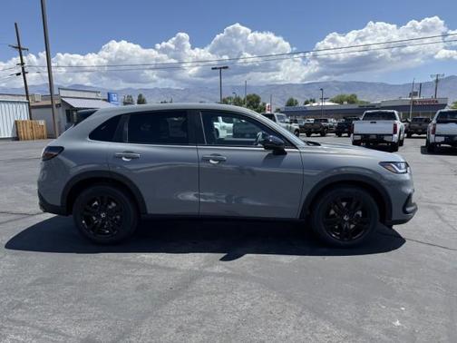 Urban Gray Pearl 2027 Honda HR-V Sport