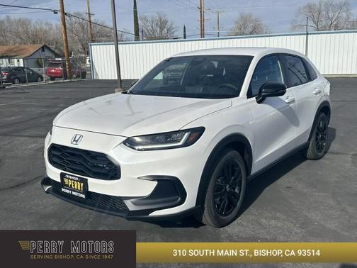 Platinum White Pearl 2026 Honda HR-V AWD Sport SUV