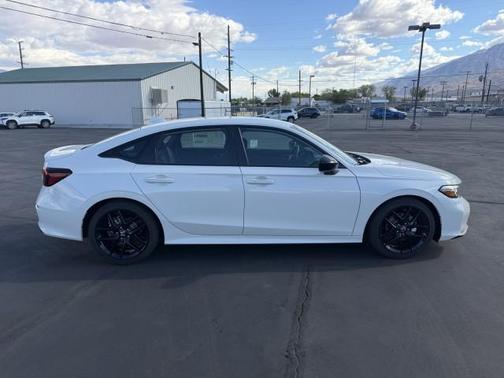 PLATINUM W 2026 Honda Civic Sport