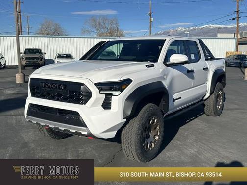 2025 Toyota Tacoma Hybrid Trailhunter