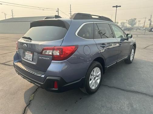 2018 Subaru Outback 2.5i Premium