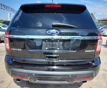Tuxedo Black Metallic 2015 Ford Explorer Limited