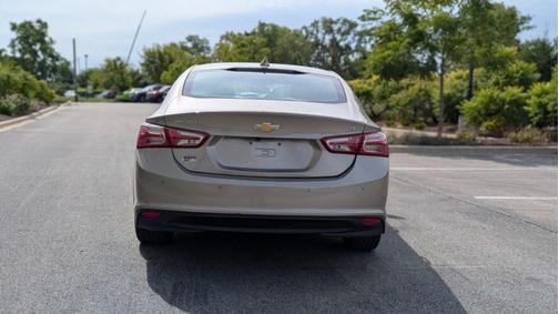 Mineral Gray Metallic 2022 Chevrolet Malibu FWD LT