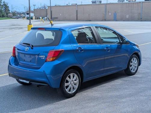 2017 Toyota Yaris LE